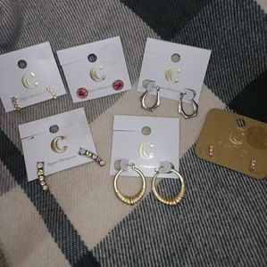 Lot of 6 Pairs of Earrings